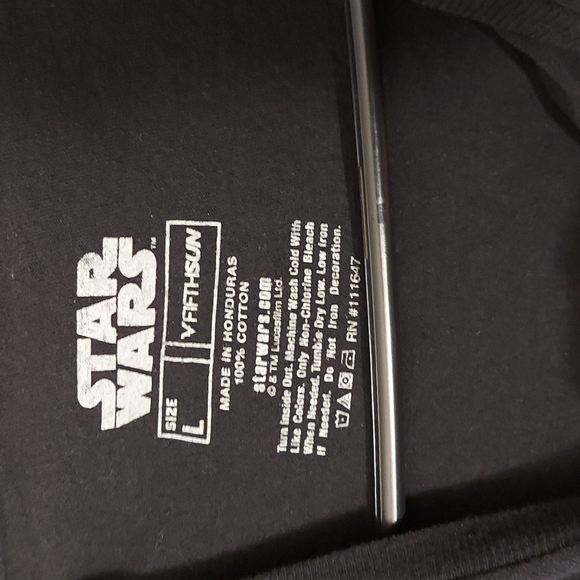 Baby Yoda size Large Tshirt - Picture 3 of 3